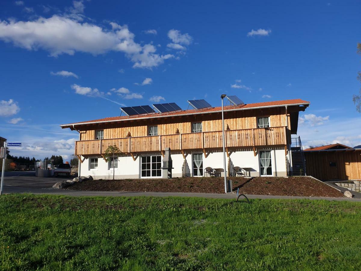 Gaestehaus Am Hahnenkamm 로이테 외부 사진